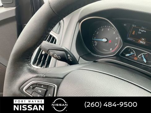 Used 2018 Ford Focus Titanium w/ Titanium Technology Package FWD image 23