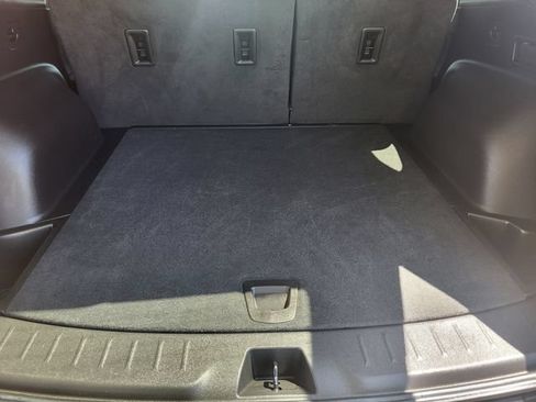 Used 2024 Chevrolet Blazer LT FWD image 23