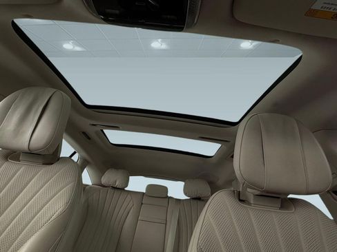 Certified 2022 Mercedes-Benz EQS 450+ Sedan image 13