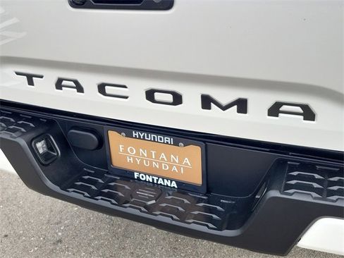 Used 2021 Toyota Tacoma SR5 image 23