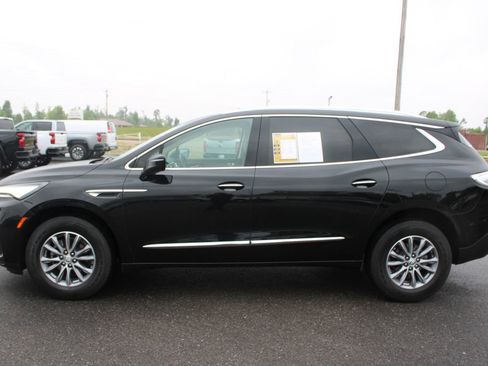 Used 2023 Buick Enclave Essence FWD image 6