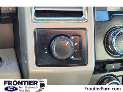 Used 2015 Ford F150 Lariat image 23