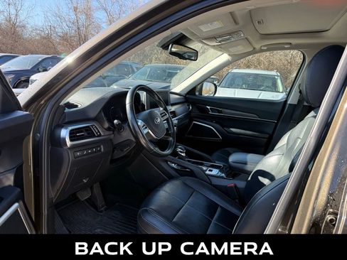 Used 2021 Kia Telluride EX w/ EX Premium Package image 8