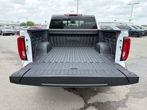 New 2026 GMC Sierra 1500 SLT w/ SLT Premium Plus Package AWD/4WD image 24