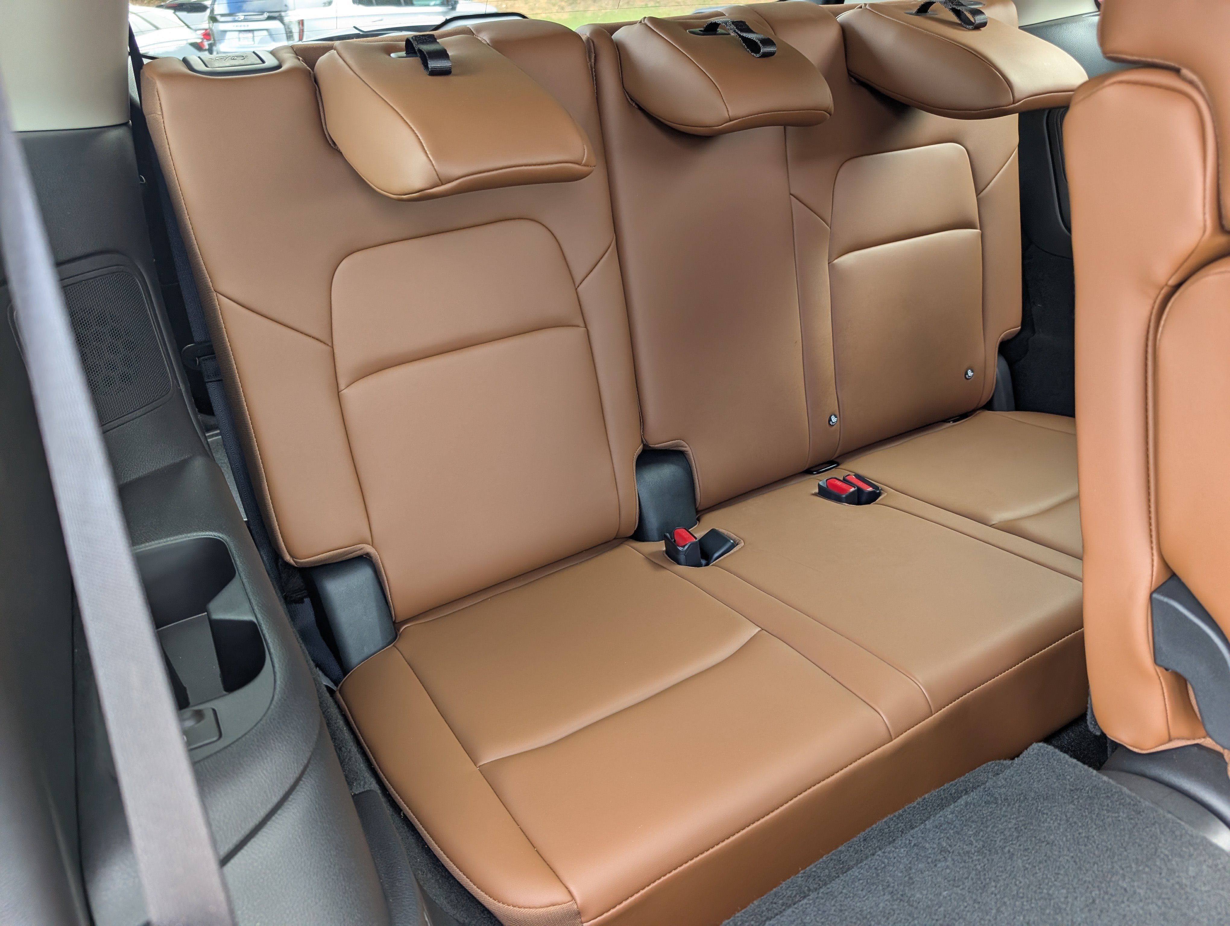 Used 2025 Nissan Pathfinder Platinum w/ Cargo Package FWD image 22