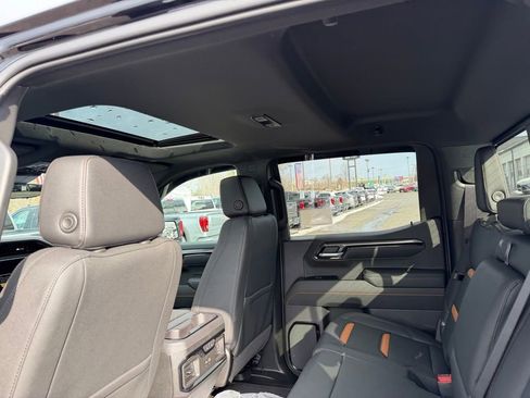New 2026 GMC Sierra 1500 AT4 w/ Technology Package AWD/4WD image 13