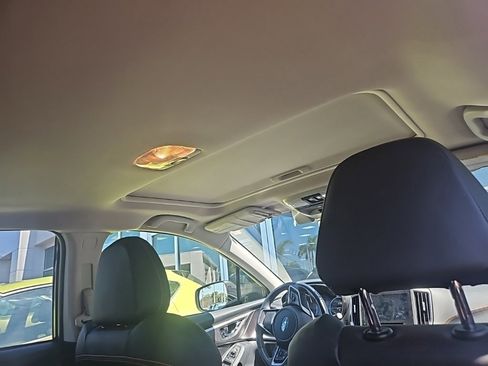 Used 2023 Subaru Crosstrek 2.5i Limited w/ Moonroof Package image 6