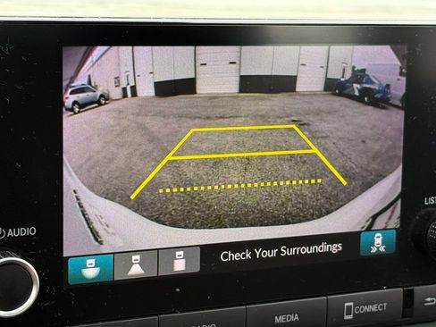 Used 2023 Honda Accord EX image 19