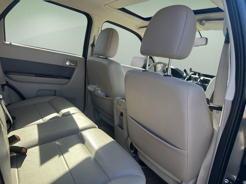 Used 2009 Ford Escape 4WD Hybrid image 23