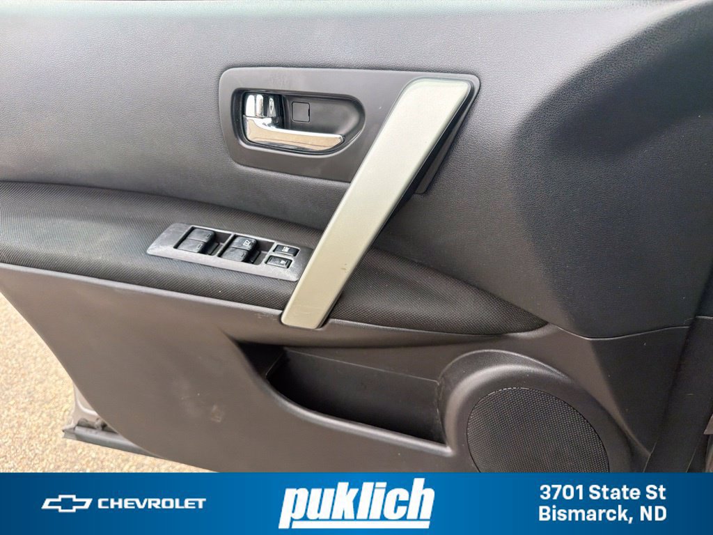 Used 2013 Nissan Rogue S w/ Special Edition Pkg FWD image 21
