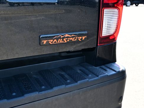 Used 2025 Honda Ridgeline TrailSport image 9