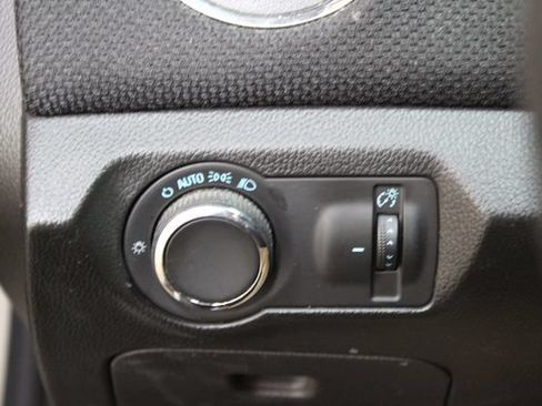 Used 2015 Chevrolet Cruze LT FWD image 14