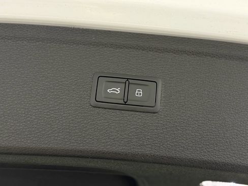 Used 2019 Audi Q5 Prestige image 39