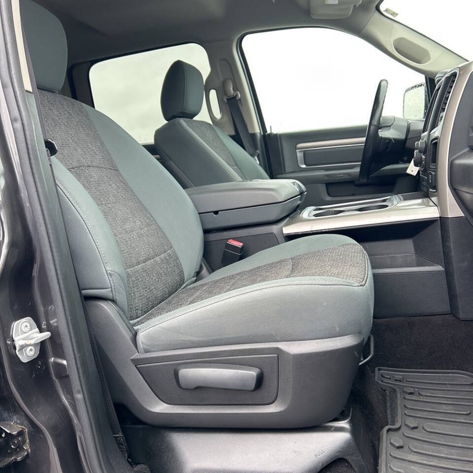 Used 2016 RAM 1500 Big Horn AWD/4WD image 10