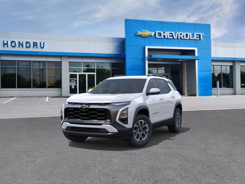 New 2026 Chevrolet Equinox ACTIV w/ Convenience Package III AWD/4WD image 32