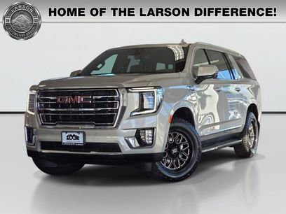 Used 2021 GMC Yukon XL SLT w/ SLT Premium Package