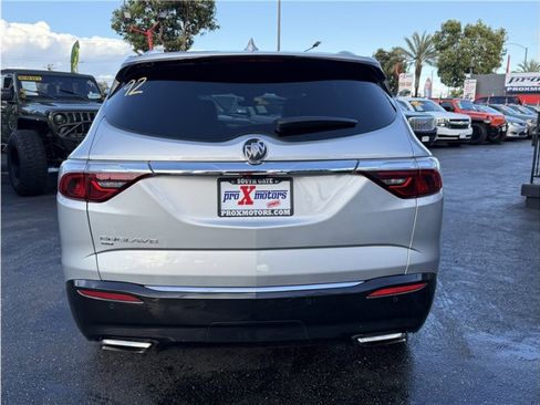 Used 2022 Buick Enclave Premium image 5