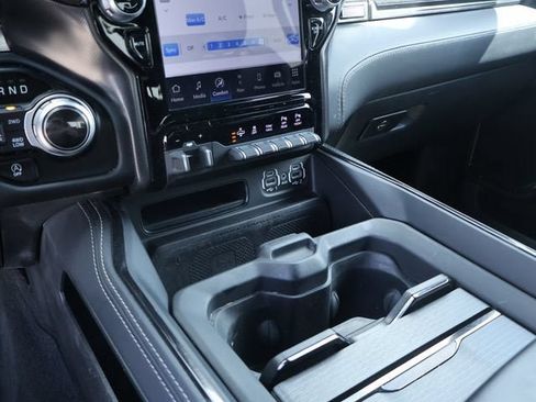 Used 2022 RAM 1500 Limited AWD/4WD image 36
