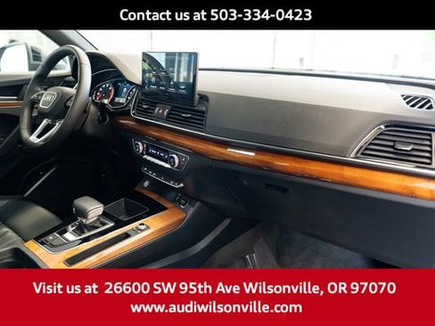 Used 2023 Audi Q5 2.0T Premium w/ Convenience Package AWD/4WD image 29