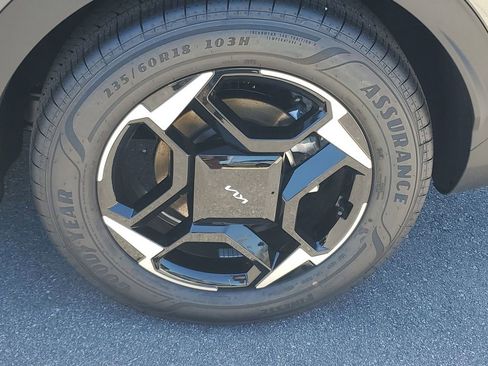 New 2026 Kia Sportage EX FWD image 29