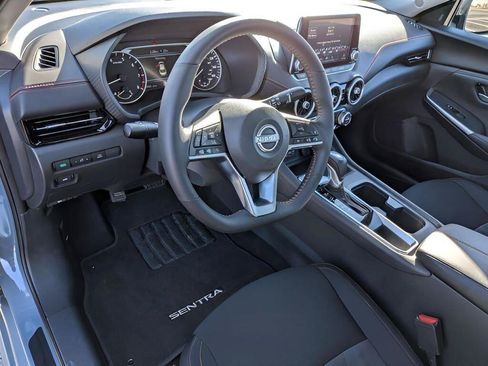 Certified 2025 Nissan Sentra SR FWD image 18