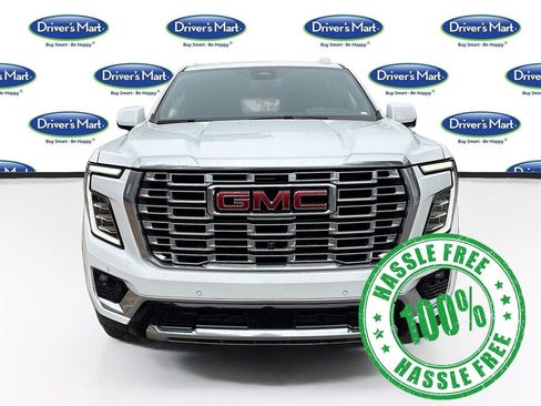Used 2025 GMC Yukon XL Denali RWD image 2