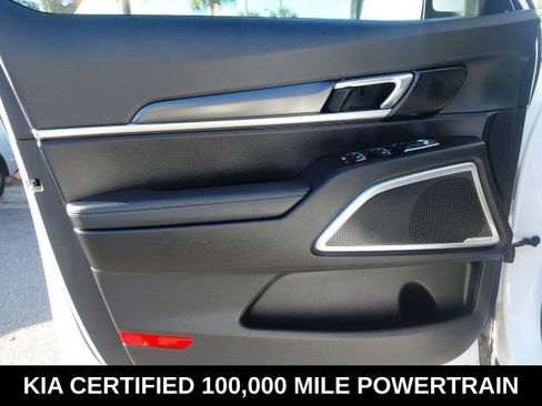 Certified 2023 Kia Telluride S w/ S Sunroof Package FWD image 21