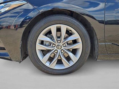 Used 2022 Toyota Avalon XLE w/ Moonroof Package FWD image 22
