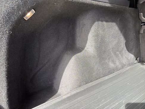 Used 2023 Volvo XC60 B5 Plus w/ Protection Package Premier image 18