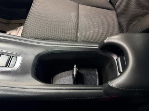 Used 2016 Honda HR-V EX image 33