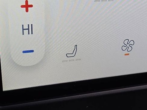 Used 2024 Ford Edge ST image 25