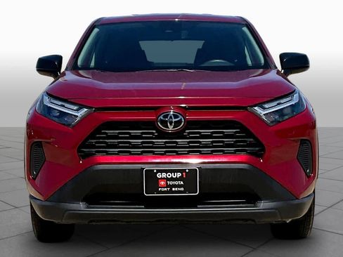 Used 2024 Toyota RAV4 LE image 4