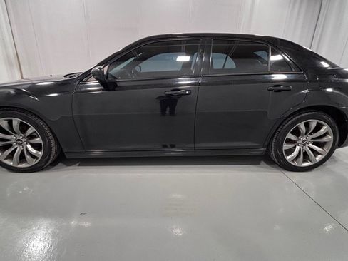 Used 2014 Chrysler 300 S image 8