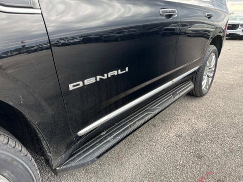 Used 2021 GMC Yukon Denali image 12
