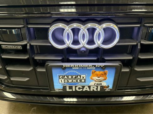 Used 2023 Audi Q8 Prestige AWD/4WD image 51