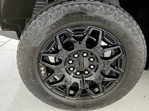 Used 2025 GMC Hummer EV 2X AWD/4WD image 84