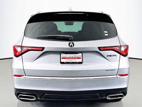 Used 2022 Acura MDX SH-AWD w/ Advance Package image 3