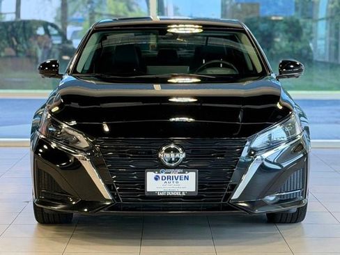 Used 2023 Nissan Altima 2.5 SL AWD/4WD image 2