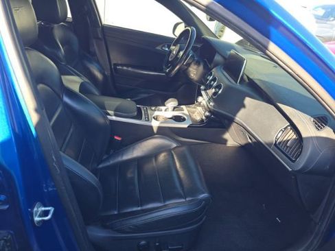 Used 2020 Kia Stinger GT2 image 6
