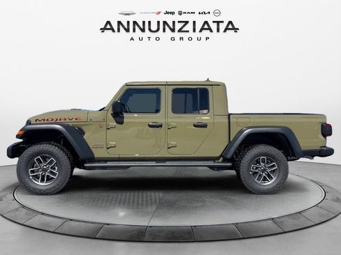 New 2026 Jeep Gladiator Mojave image 2