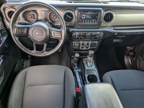 Used 2018 Jeep Wrangler Unlimited Sport S image 32