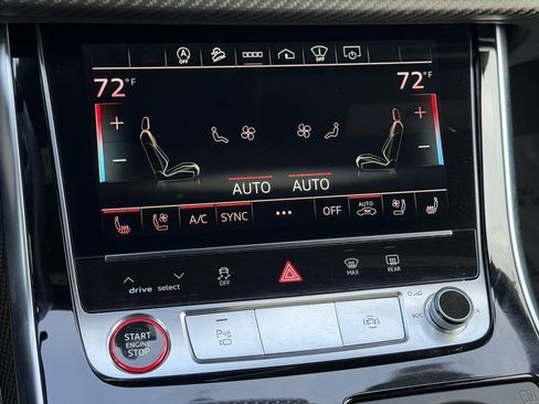 Used 2021 Audi RS Q8 4.0T w/ Carbon Optic Package image 32