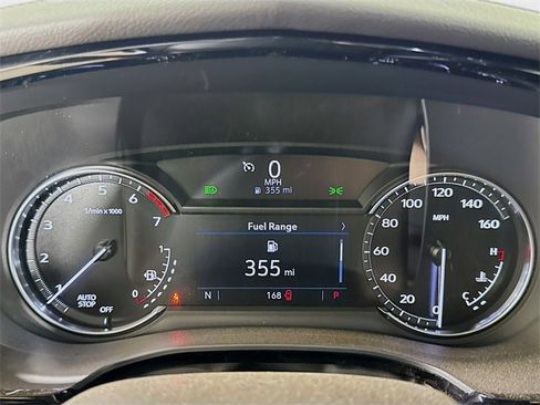 New 2025 Cadillac XT5 Luxury image 7