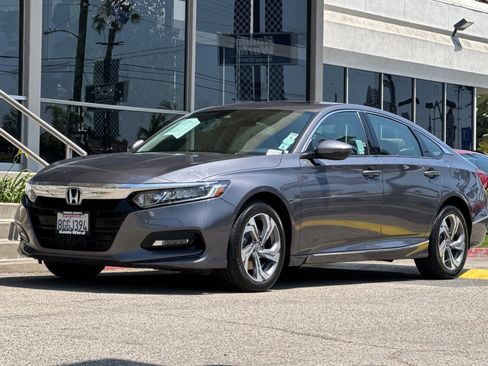 Certified 2018 Honda Accord EX-L image 8