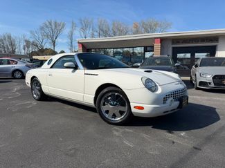 Used 2002 Ford Thunderbird video 1