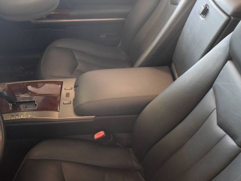 Used 2005 Cadillac XLR RWD image 47