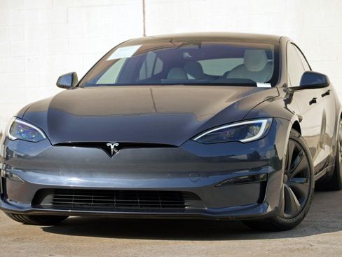 Used 2022 Tesla Model S AWD/4WD image 3