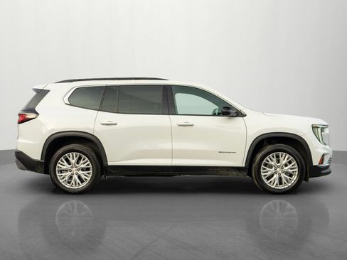 Used 2024 GMC Acadia Elevation image 8