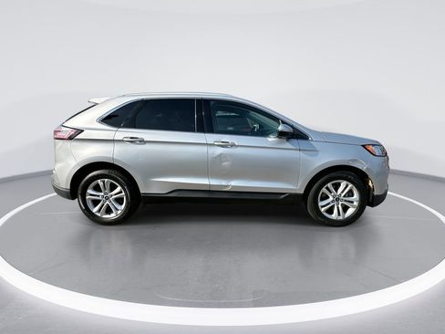 Used 2019 Ford Edge SEL w/ Equipment Group 201A image 10