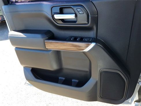 Used 2020 Chevrolet Silverado 1500 RST w/ All-Star Edition image 14